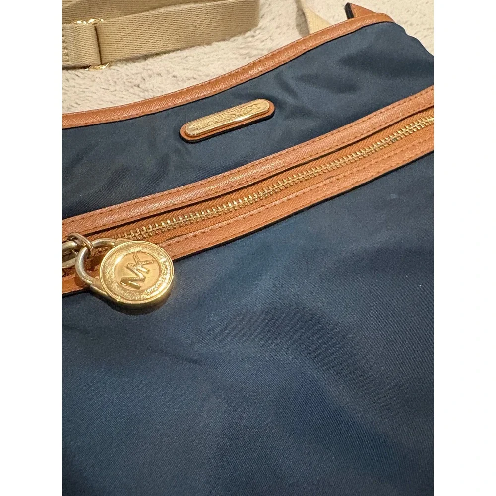 Michael Kors Navy Blue‎ Nylon Crossbody Bag Tan Leather Trim Gold Tone Hardware
